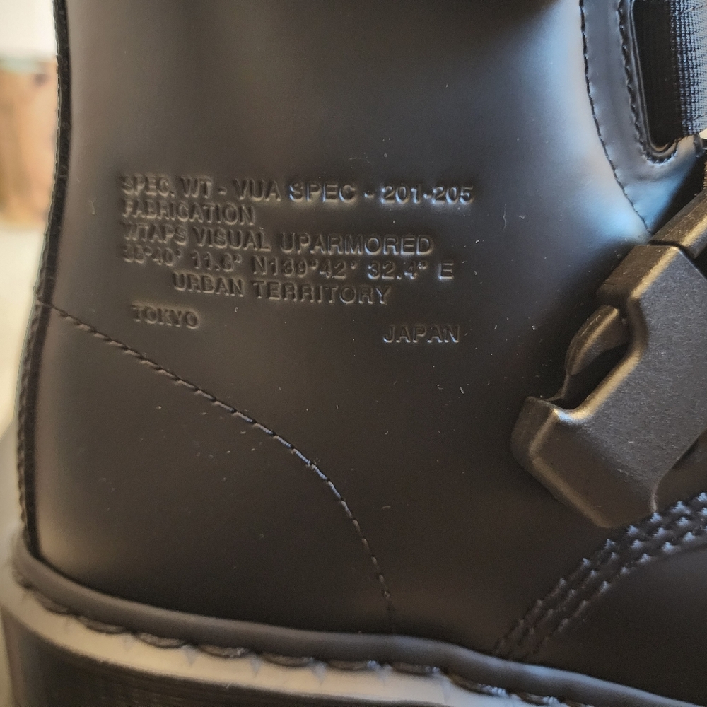 Dr. Martens WTAPS collab RARE steel toe biker Mono Black Leather Buckle Straps 8 - Picture 4 of 11